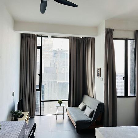 Five Studio - Empire Damansara Petaling Jaya Eksteriør billede
