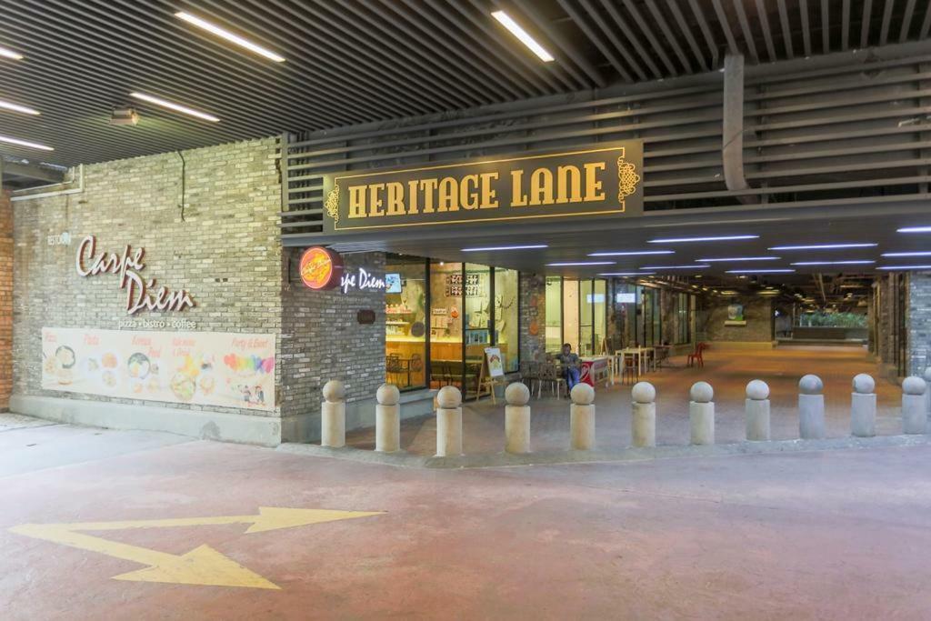 Five Studio - Empire Damansara Petaling Jaya Eksteriør billede